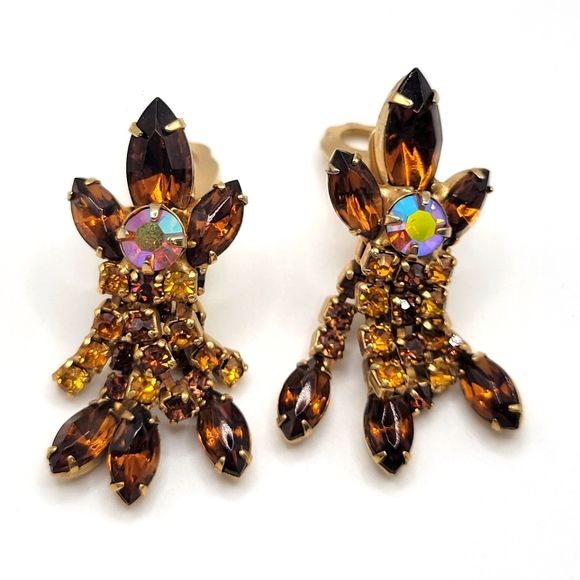 Vintage Jewelry - VTG Topaz/Citrine Colored Earrings | Possibly Juliana or Schreiner | Unsigned